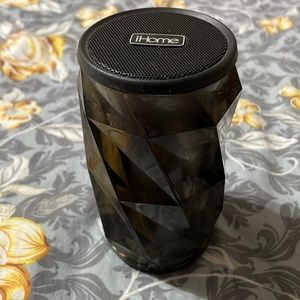iHome iBT70 Bluetooth Speaker